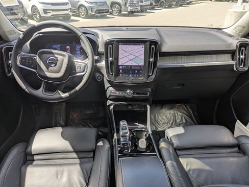 Used 2023 Volvo XC40 B5 Ultimate w/ Protection Package Premier AWD/4WD image 25