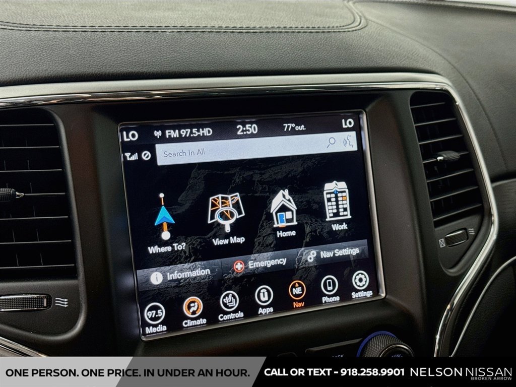 Used 2017 Jeep Grand Cherokee Summit AWD/4WD image 13