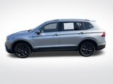 Used 2024 Volkswagen Tiguan SE image 2
