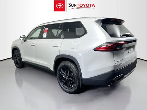 New 2026 Toyota Grand Highlander AWD Hybrid image 6