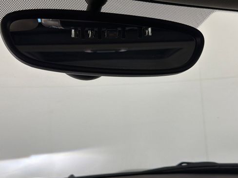 Used 2018 MINI Cooper 4-Door Hardtop FWD image 16