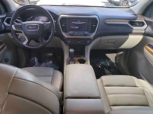 Used 2017 GMC Acadia Denali w/ Technology Package FWD image 17