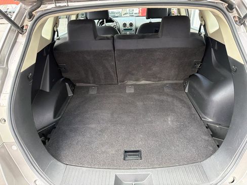 Used 2010 Nissan Rogue S image 12