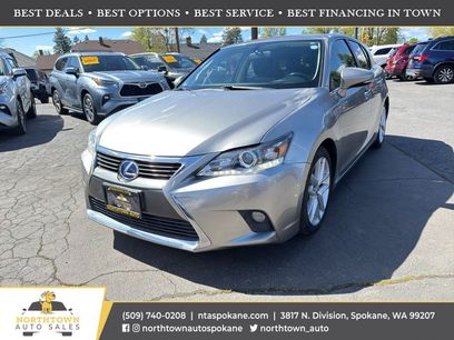 Used 2017 Lexus CT 200h w/ Accessory Package 2