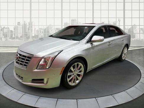 Used 2014 Cadillac XTS Luxury image 7