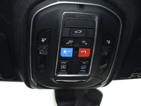 New 2026 Jeep Grand Cherokee L 4WD image 28
