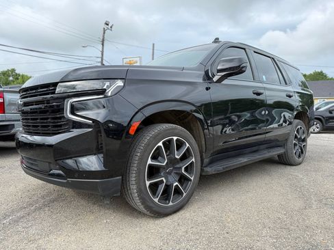 Used 2023 Chevrolet Tahoe RST w/ Luxury Package AWD/4WD image 2