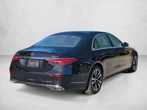 New 2026 Mercedes-Benz S 500 4MATIC image 2