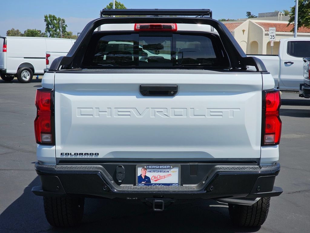 New 2026 Chevrolet Colorado Z71 w/ Midnight Edition AWD/4WD image 5