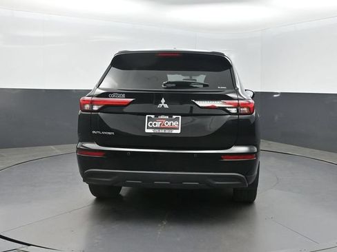 Used 2022 Mitsubishi Outlander ES AWD/4WD image 29
