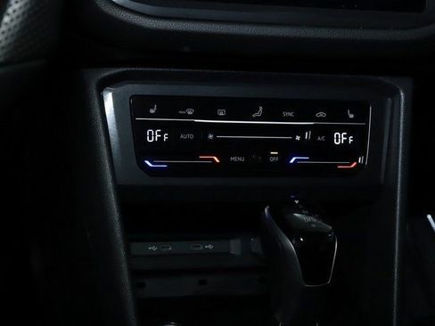 Used 2024 Volkswagen Tiguan SE R-Line AWD/4WD image 27