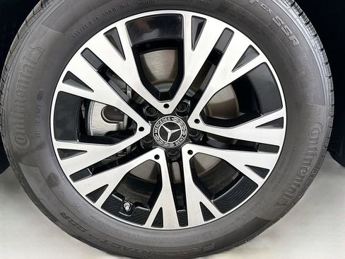 Certified 2025 Mercedes-Benz GLA 250 GLA 250 image 28