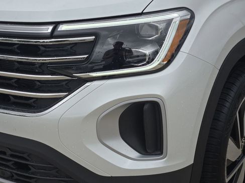 New 2026 Volkswagen Atlas SE FWD image 6