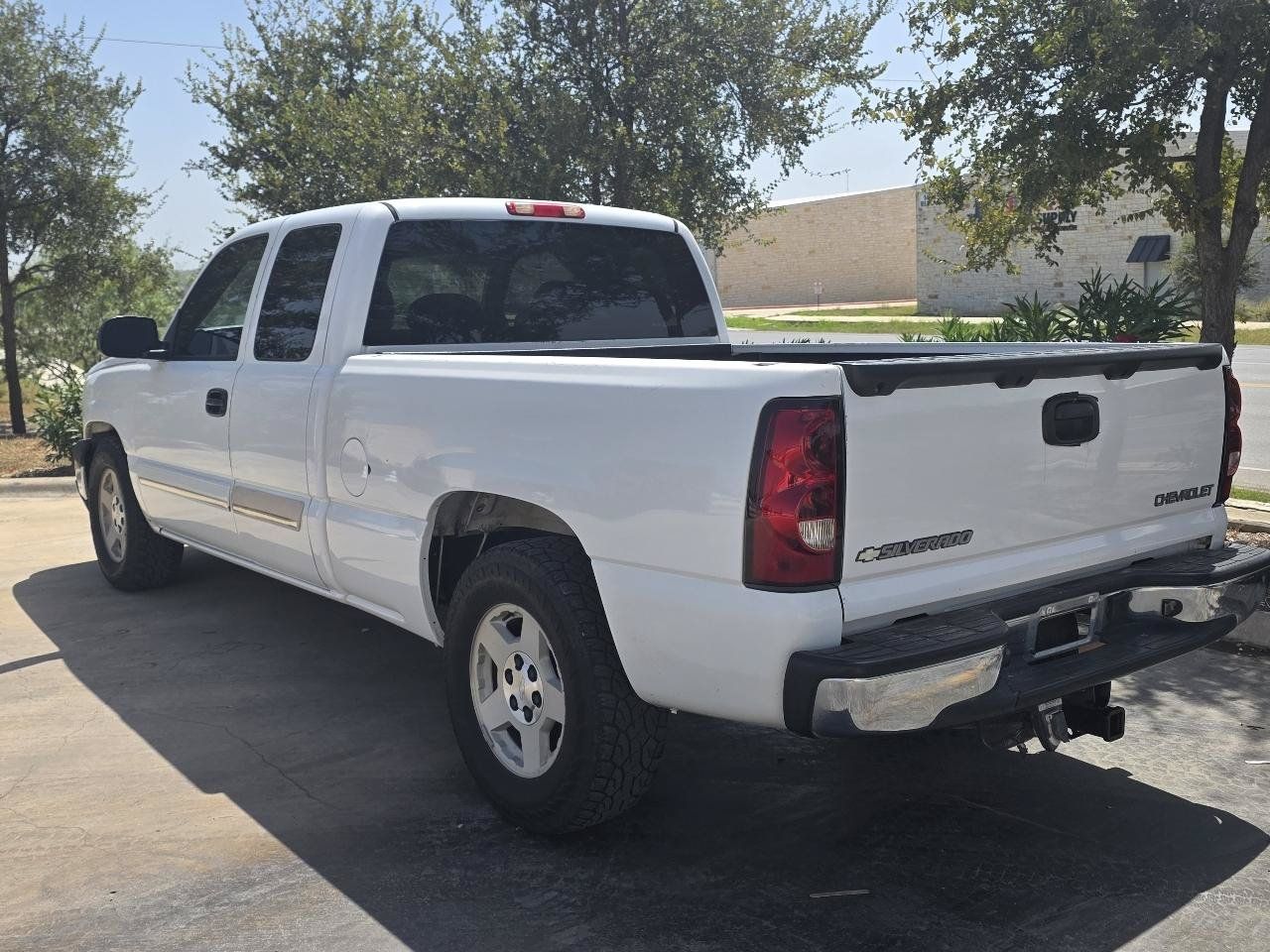 Used 2005 Chevrolet Silverado 1500 LS w/ Light Duty Power Package RWD image 5