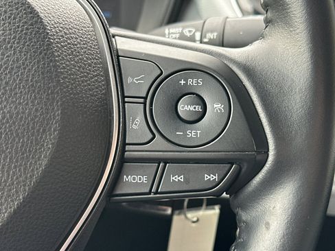 Used 2022 Toyota Corolla SE image 25