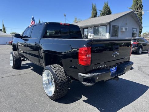 Used 2017 Chevrolet Silverado 1500 LT w/ LT Fleet Convenience Package RWD image 4