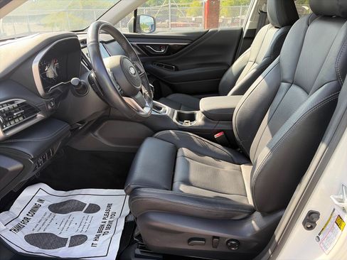 Used 2023 Subaru Outback Touring XT AWD/4WD image 18