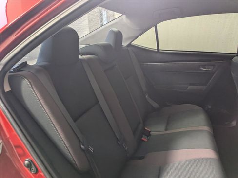 Used 2018 Toyota Corolla LE image 21