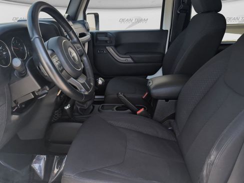 Used 2013 Jeep Wrangler Sport AWD/4WD image 12