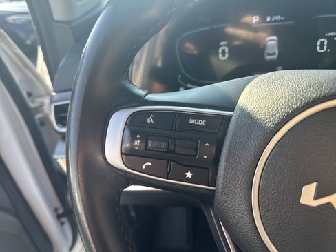 Used 2023 Kia Sportage EX FWD image 19