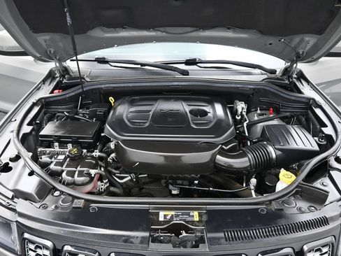 Used 2022 Jeep Grand Cherokee Laredo X AWD/4WD image 31