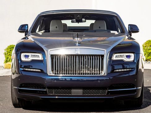 Certified 2016 Rolls-Royce Dawn RWD image 5