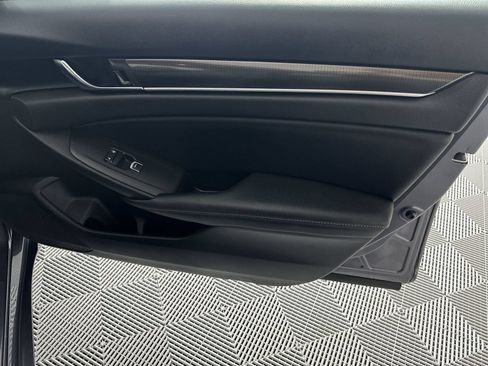 Used 2020 Honda Accord Sport image 31