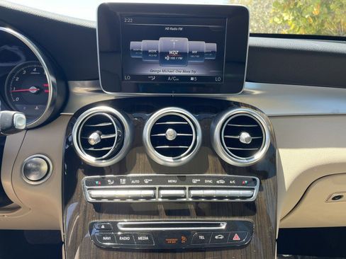 Used 2018 Mercedes-Benz GLC 300 image 15