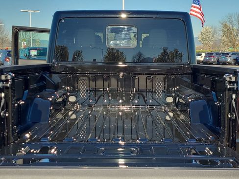 New 2026 Jeep Gladiator Rubicon AWD/4WD image 27