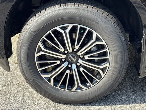 New 2026 Nissan Armada SL w/ Captain's Chari Seat Package image 27