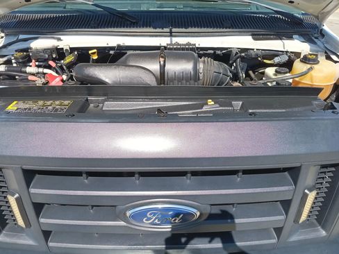 Used 2013 Ford E-150 and Econoline 150 RWD image 23