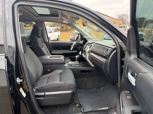 Used 2018 Toyota Tundra SR5 image 23