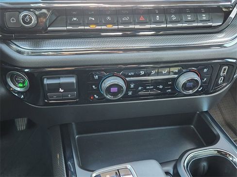 Used 2023 Chevrolet Silverado 1500 ZR2 w/ Technology Package image 23