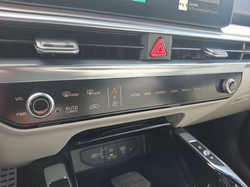 New 2026 Kia Sorento SX Prestige image 18