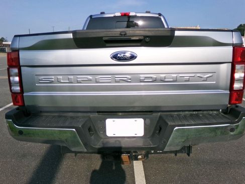 Used 2022 Ford F250 Lariat w/ Lariat Ultimate Package AWD/4WD image 3