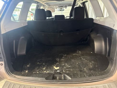 Used 2016 Subaru Forester 2.5i Premium AWD/4WD image 14