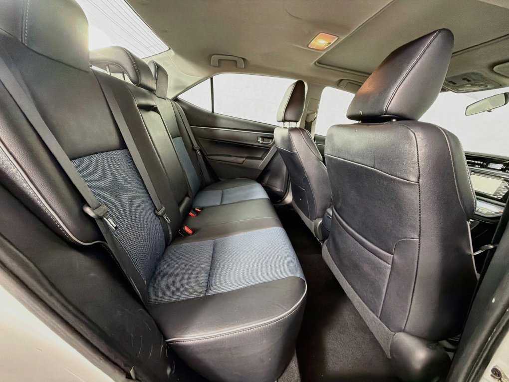 Used 2015 Toyota Corolla S FWD image 27