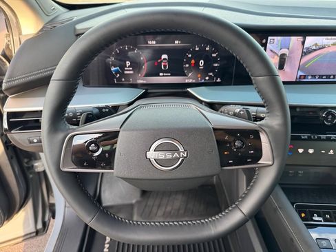 Used 2025 Nissan Murano SL AWD/4WD image 26