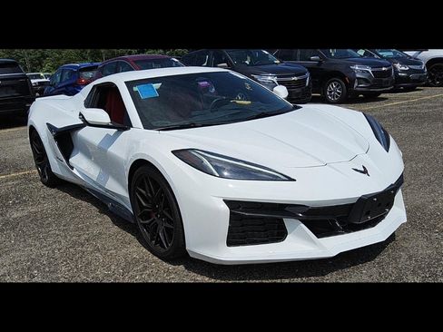 Used 2024 Chevrolet Corvette Z06 image 5