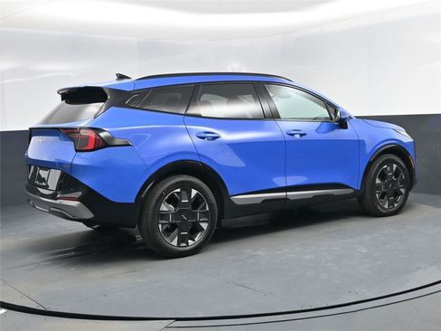 New 2026 Kia Sportage SX image 4