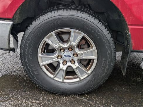 Used 2012 Ford F150 XLT w/ XTR Pkg image 32