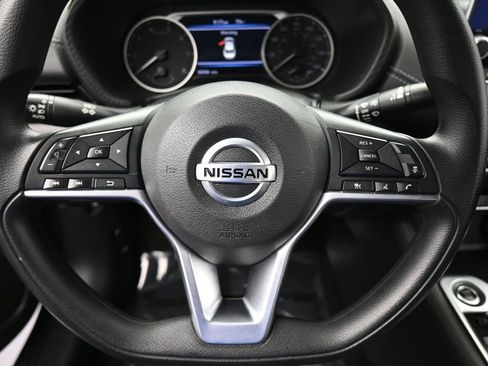 Used 2023 Nissan Sentra SV image 28