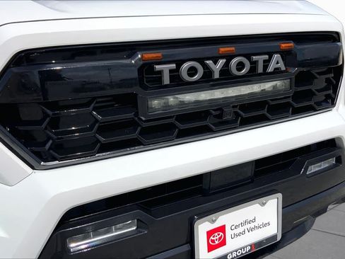 Used 2025 Toyota Tacoma SR5 RWD image 29