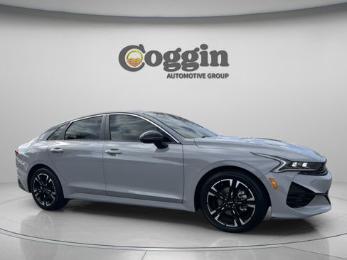 Used 2024 Kia K5 GT-Line w/ GT-Line Premium Package image 9