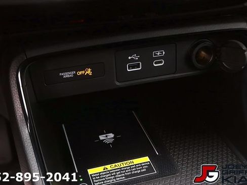 Used 2024 Honda CR-V Sport Touring image 24