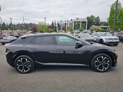 Certified 2023 Kia EV6 Wind AWD/4WD image 4