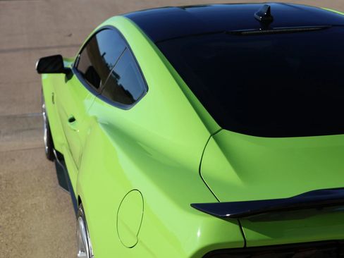 Used 2020 Ford Mustang Shelby GT500 w/ Technology Package image 6