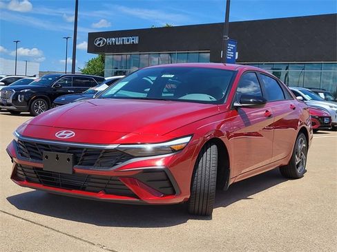 New 2025 Hyundai Elantra Sport image 2