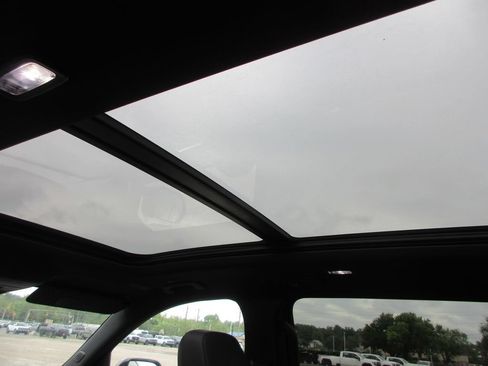New 2026 Buick Enclave Sport Touring w/ Power Package FWD image 17