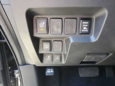 New 2026 Nissan Frontier PRO-4X w/ Pro-4x Convenience Package AWD/4WD image 12